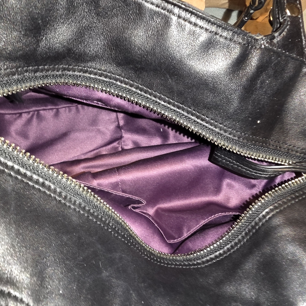 Coach Black Signature Shoulder Bag - Picture 6 of 16